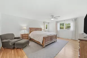 28W118 Hillview Dr, Naperville, IL 60564 - Photo 27