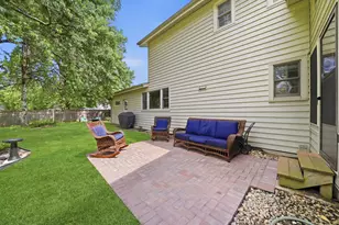 28W118 Hillview Dr, Naperville, IL 60564 - Photo 33