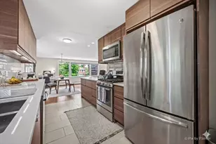 3046 Central St, Evanston, IL 60201 - Photo 17