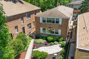 3046 Central St, Evanston, IL 60201 - Photo 3