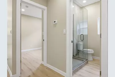 4431 N Marmora Avenue, Chicago, IL 60630 - Photo 15
