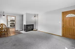 215 Brice Ave, Mundelein, IL 60060 - Photo 5