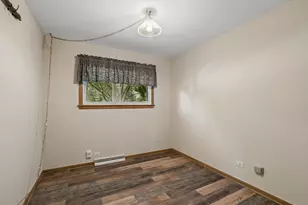 215 Brice Ave, Mundelein, IL 60060 - Photo 11