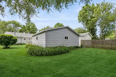 215 Brice Avenue, Mundelein, IL 60060 - Photo 21