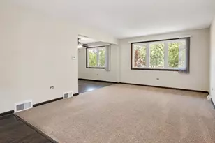 11824 S Leclaire Ave, Alsip, IL 60803 - Photo 5