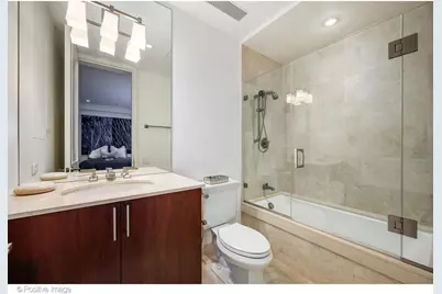159 E Walton Place #8G, Chicago, IL 60611 - Photo 27