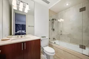 159 E Walton Pl, Chicago, IL 60611 - Photo 27