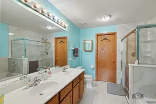 2258 Scott Ln, Aurora, IL 60502 - Photo 17