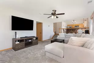 2619 Mirage Ave, Plainfield, IL 60586 - Photo 5