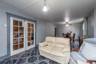 418 Lawn Ct, Waukegan, IL 60085 - Photo 7
