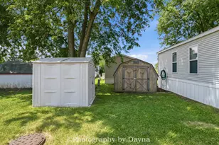 8 Berry Ln, Bourbonnais, IL 60914 - Photo 21