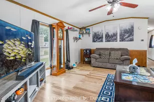 8 Berry Ln, Bourbonnais, IL 60914 - Photo 3