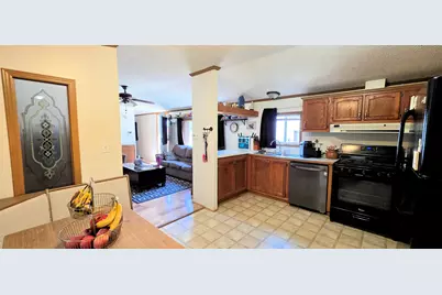 8 Berry Lane, Bourbonnais, IL 60914 - Photo 5