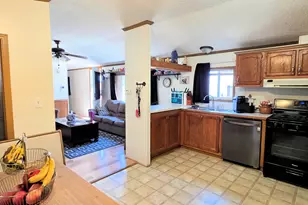 8 Berry Ln, Bourbonnais, IL 60914 - Photo 5