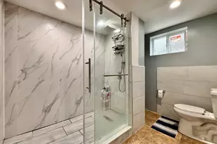 3842 W Argyle St, Chicago, IL 60625 - Photo 35