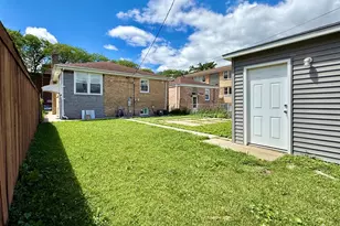 3842 W Argyle St, Chicago, IL 60625 - Photo 47