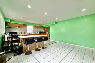 3842 W Argyle St, Chicago, IL 60625 - Photo 5
