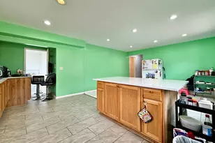3842 W Argyle St, Chicago, IL 60625 - Photo 9