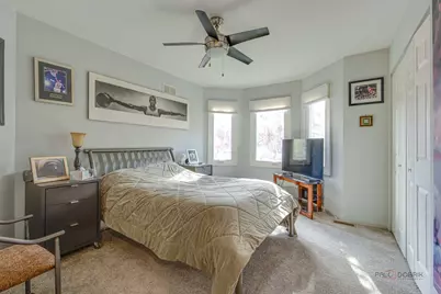 73 Woodstone Drive, Buffalo Grove, IL 60089 - Photo 21