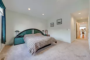 73 Woodstone Dr, Buffalo Grove, IL 60089 - Photo 27