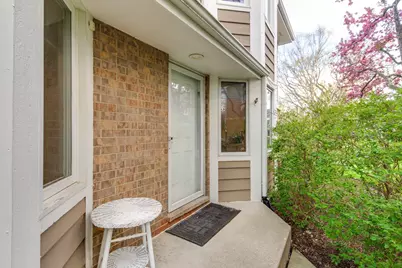 73 Woodstone Drive, Buffalo Grove, IL 60089 - Photo 5