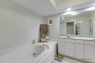 73 Woodstone Dr, Buffalo Grove, IL 60089 - Photo 29