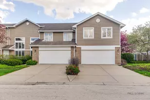 73 Woodstone Dr, Buffalo Grove, IL 60089 - Photo 1