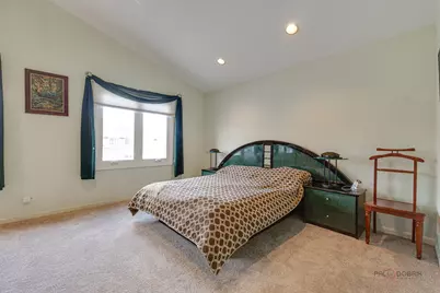 73 Woodstone Drive, Buffalo Grove, IL 60089 - Photo 25