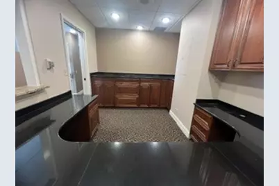 200 E Willow Avenue #203, Wheaton, IL 60187 - Photo 7