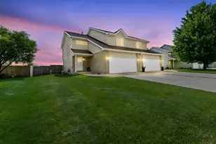 2394 Caton Crest Dr, Crest Hill, IL 60403 - Photo 23