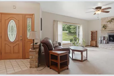 1952 Larod Drive, Dixon, IL 61021 - Photo 13