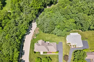 130 N Buckingham Dr, Sugar Grove, IL 60554 - Photo 35