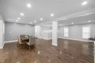 1260 Waterbury Ln, Roselle, IL 60172 - Photo 5