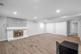 1260 Waterbury Ln, Roselle, IL 60172 - Photo 17