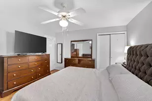 7410 N Oakley Ave, Chicago, IL 60645 - Photo 13