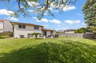 963 Hyacynth Ln, Bartlett, IL 60103 - Photo 25