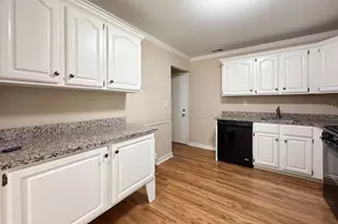 2610 Pelham Rd, Rockford, IL 61107 - Photo 5