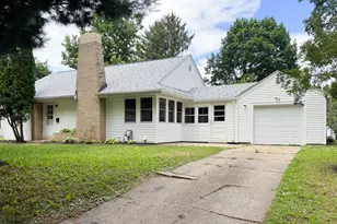 2610 Pelham Rd, Rockford, IL 61107 - Photo 1