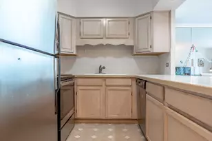 777 N Michigan Ave, Chicago, IL 60611 - Photo 9