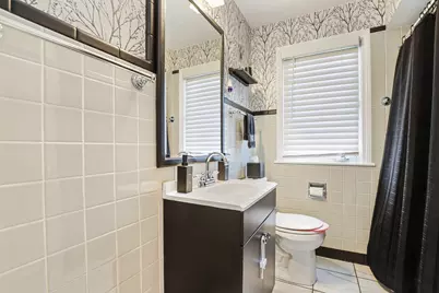 9352 S Ridgeway Avenue, Evergreen Park, IL 60805 - Photo 11