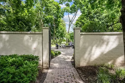 605 Arbor Vitae Road, Winnetka, IL 60093 - Photo 73