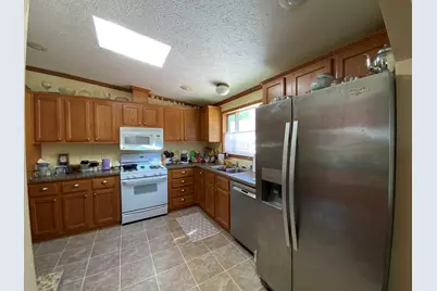 3 Maple Lane, Sandwich, IL 60548 - Photo 5