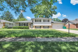 619 Kungs Way, Joliet, IL 60435 - Photo 1