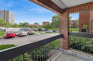 701 Forum Square, Glenview, IL 60025 - Photo 17