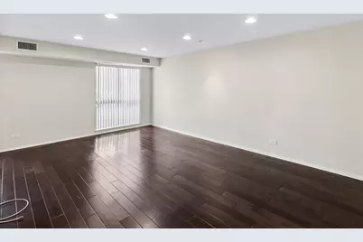 701 Forum Square #108, Glenview, IL 60025 - Photo 3
