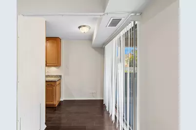 701 Forum Square #108, Glenview, IL 60025 - Photo 5