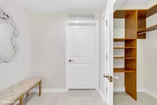 425 Benjamin Dr, Vernon Hills, IL 60061 - Photo 25