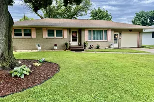 2329 12th St, Peru, IL 61354 - Photo 13
