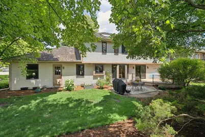 1145 Furlong Drive, Libertyville, IL 60048 - Photo 33
