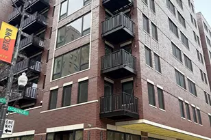 952 W Carmen Ave, Chicago, IL 60640 - Photo 1